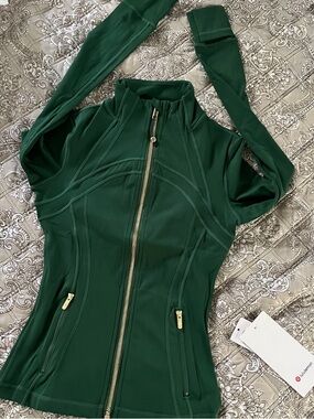 Lululemon define green Size 2